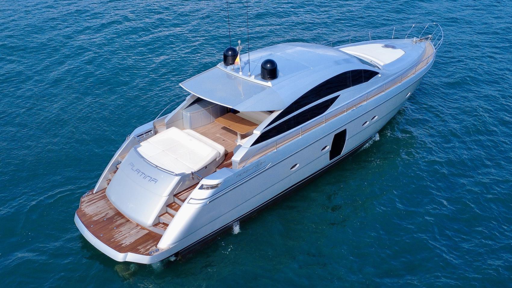 2011 PERSHING 64' 